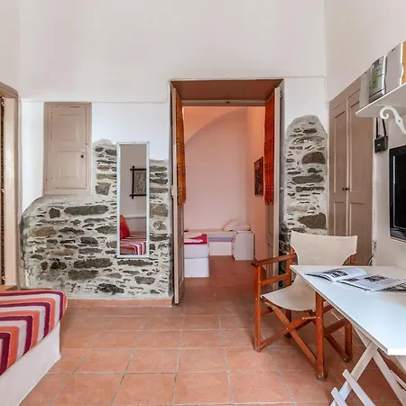 Holiday home Apano Vrysi 4 *